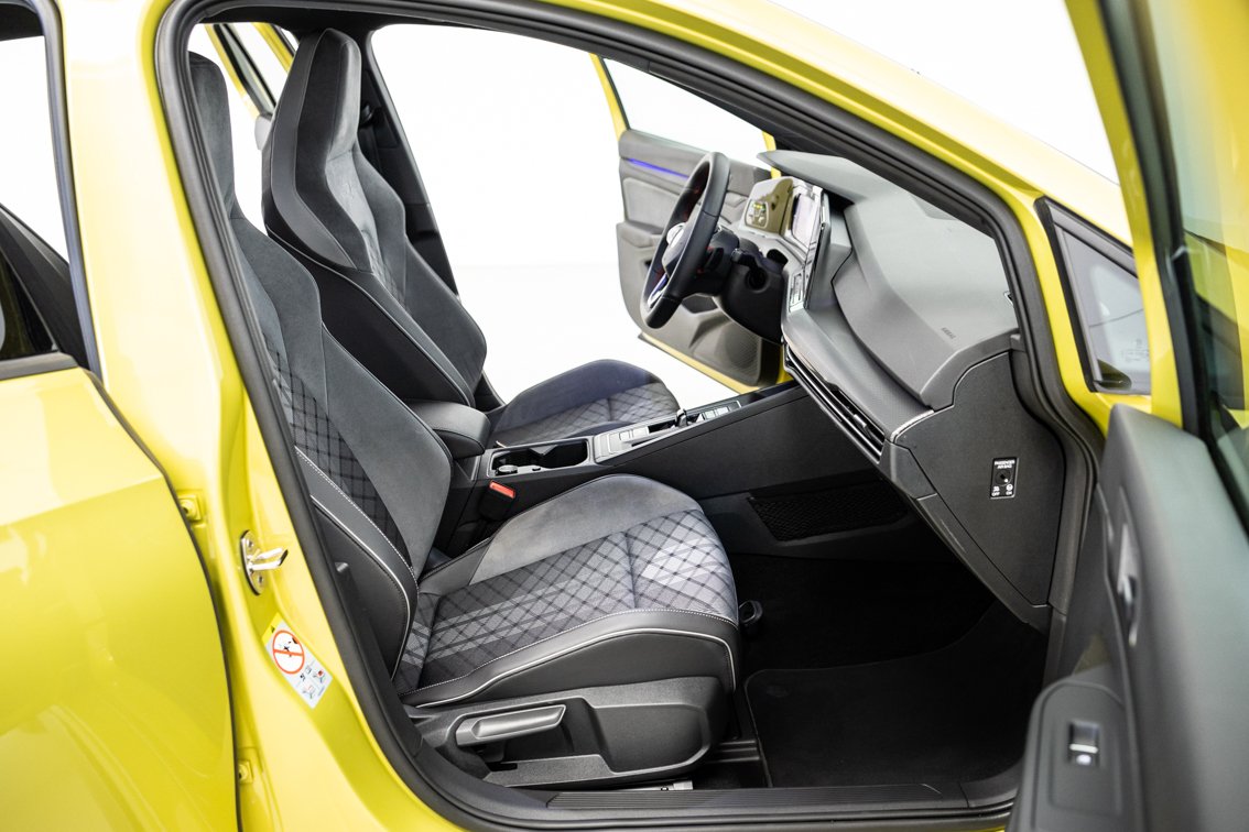 VOLKSWAGEN Golf R LINE 1.5 ETSI DSG 150 CV