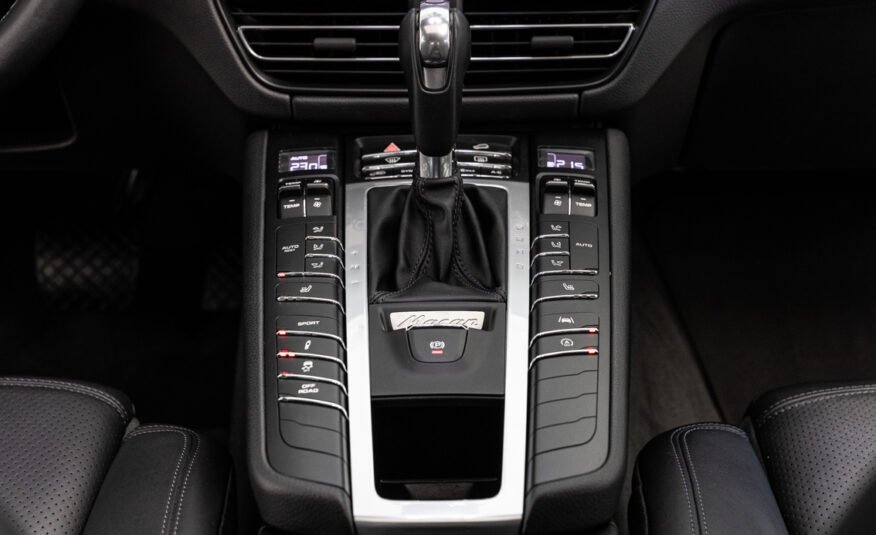 PORSCHE Macan 2.0T PDK 245 CV