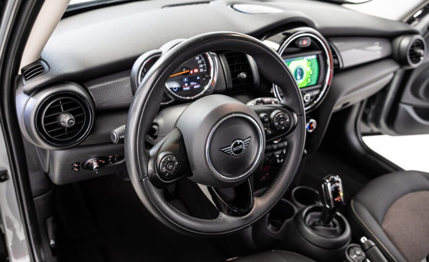 MINI COOPER AUT 136 CV