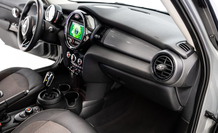 MINI COOPER AUT 136 CV