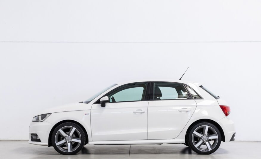 AUDI A1 Sportback 1.4 TDI ADRENALIN 90 CV