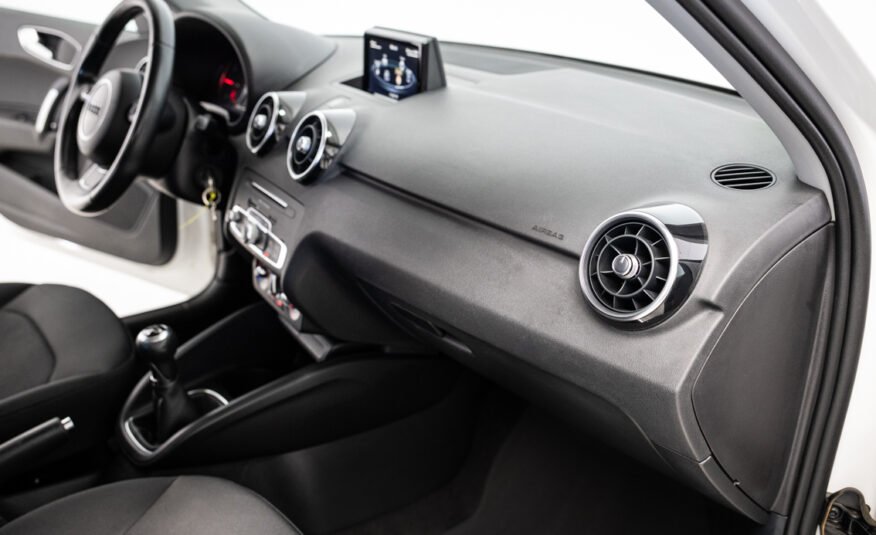 AUDI A1 Sportback 1.4 TDI ADRENALIN 90 CV