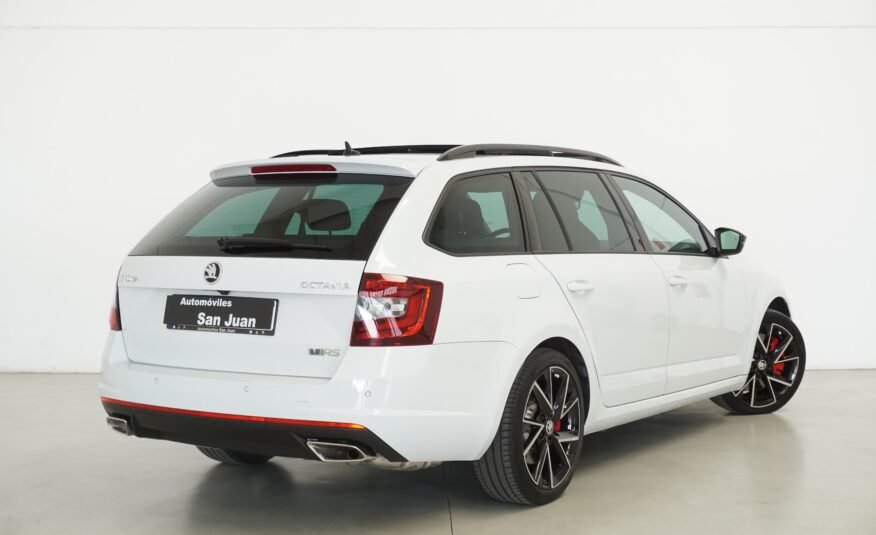SKODA OCTAVIA COMBI RS 2.0 TSI DSG 245 CV