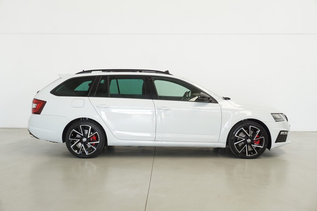 SKODA OCTAVIA COMBI RS 2.0 TSI DSG 245 CV