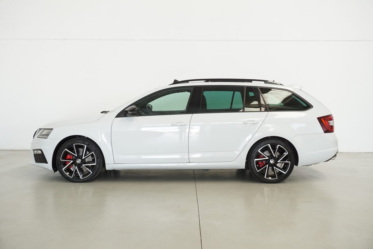 SKODA OCTAVIA COMBI RS 2.0 TSI DSG 245 CV