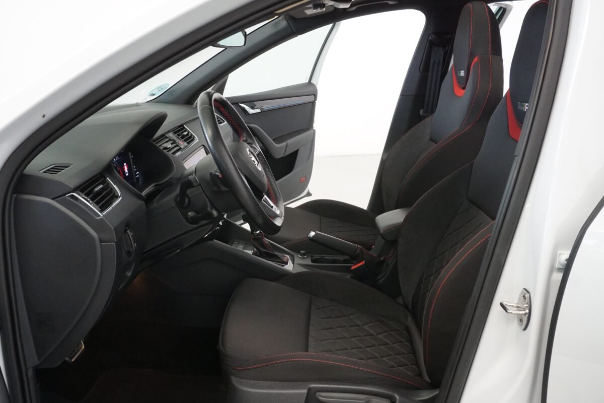 SKODA OCTAVIA COMBI RS 2.0 TSI DSG 245 CV