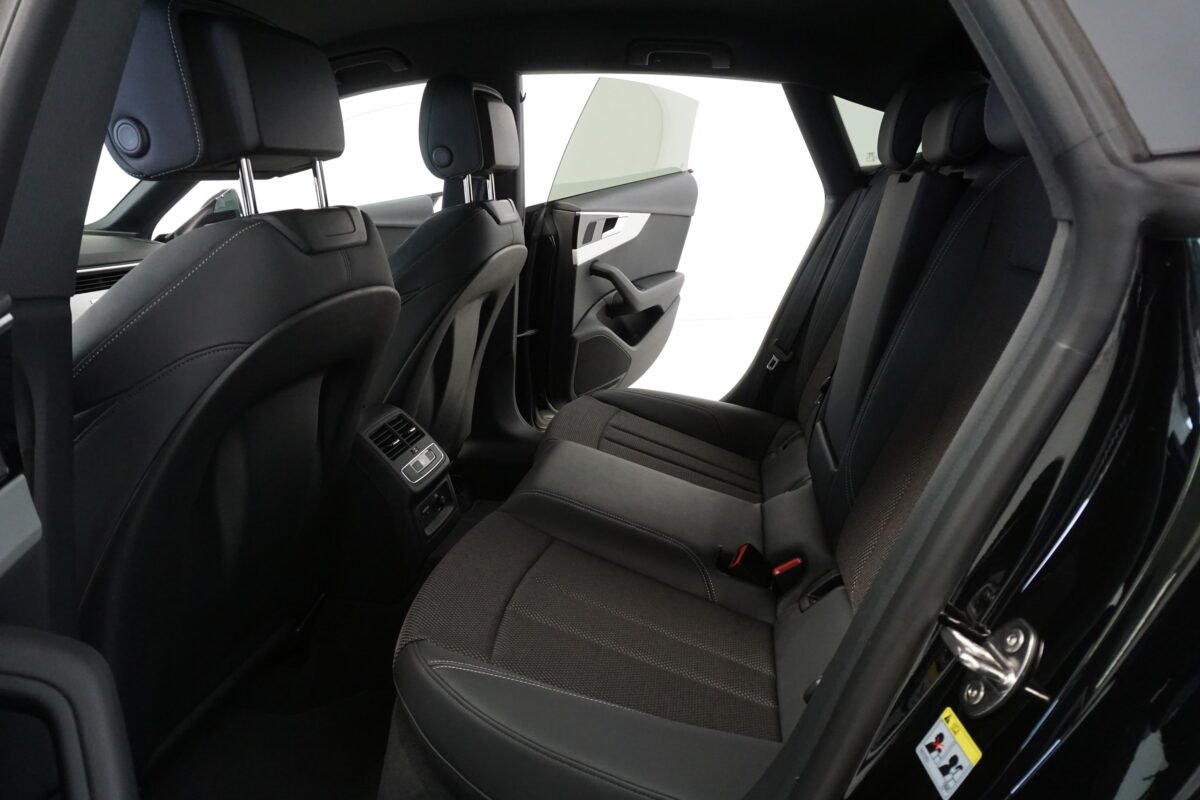 AUDI A5 SPORTBACK BLACK LINE 40 TDI QUATTRO S TRONIC 204 CV