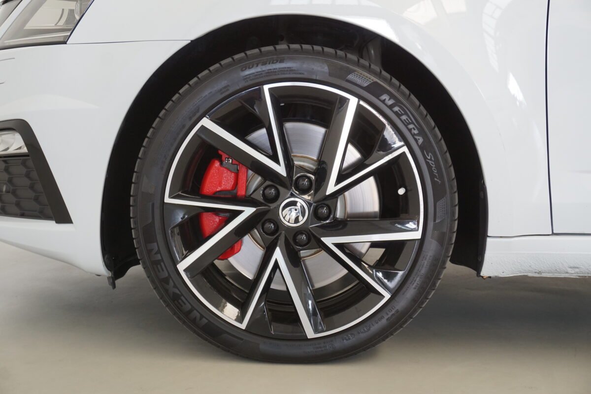 SKODA OCTAVIA COMBI RS 2.0 TSI DSG 245 CV