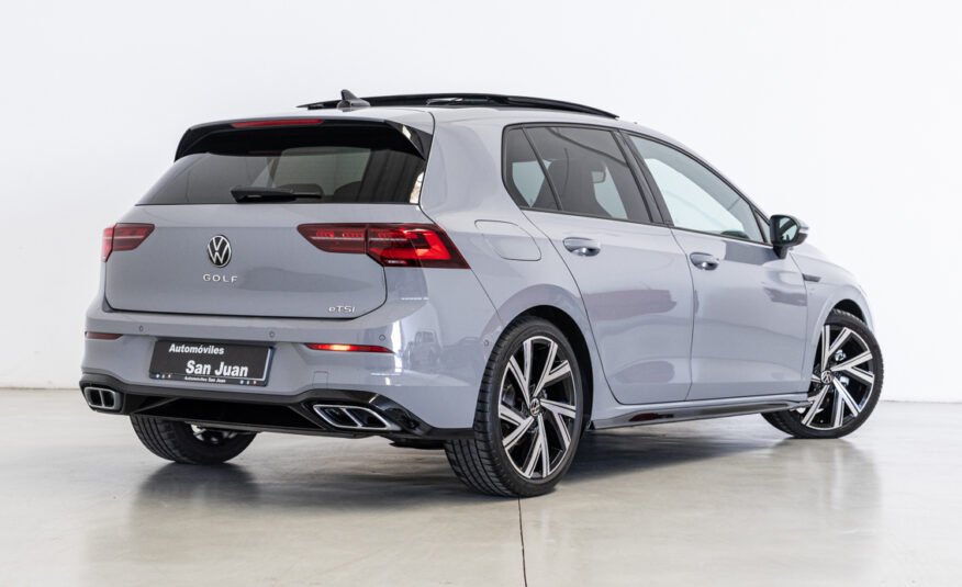 VOLKSWAGEN Golf R LINE 1.5 ETSI DSG 150 CV