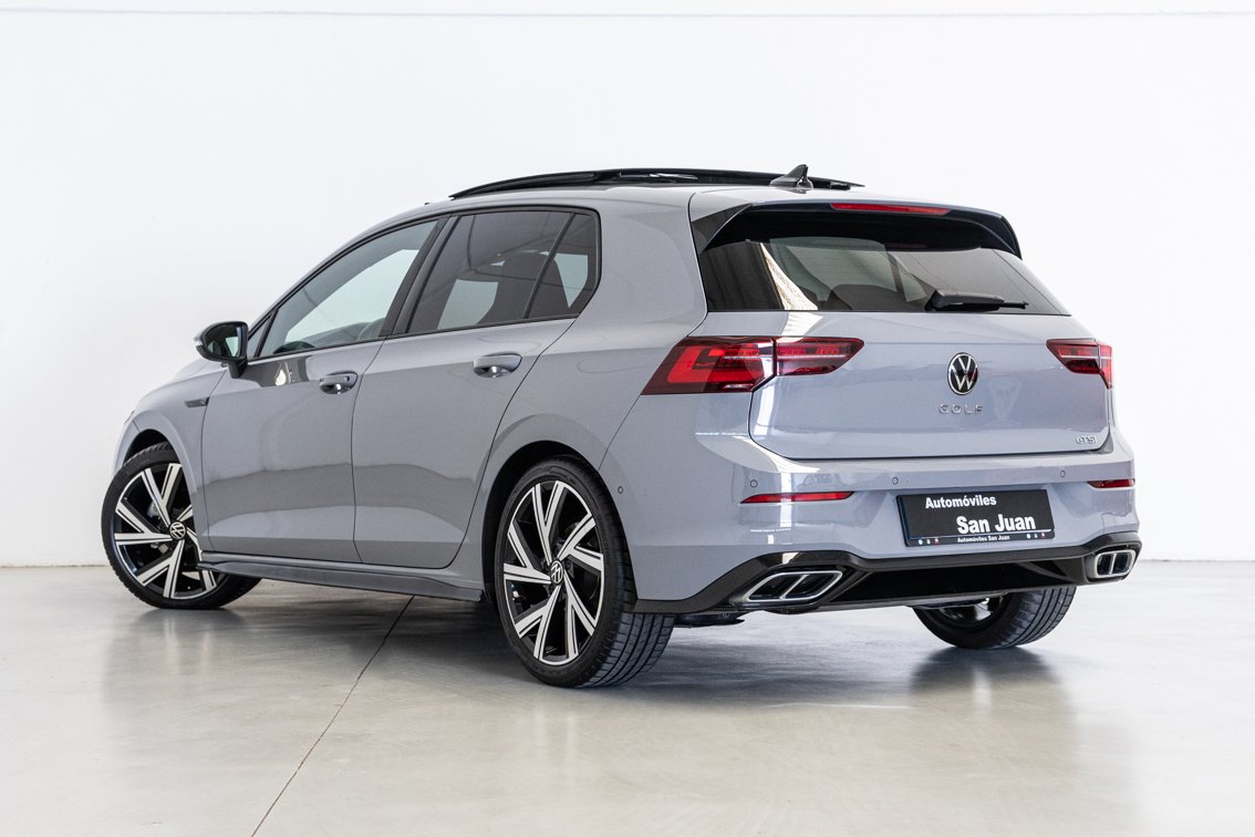 VOLKSWAGEN Golf R LINE 1.5 ETSI DSG 150 CV