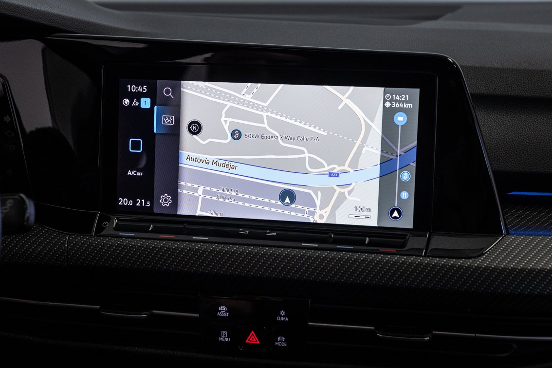 VOLKSWAGEN Golf R LINE 1.5 ETSI DSG 150 CV