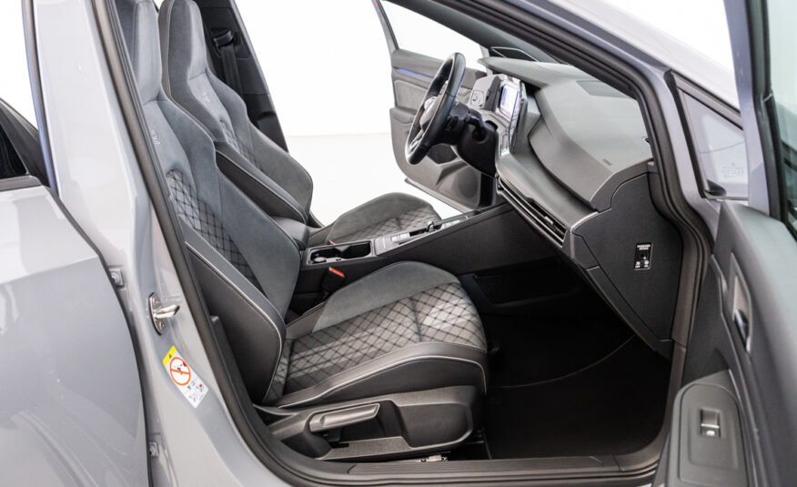 VOLKSWAGEN Golf R LINE 1.5 ETSI DSG 150 CV