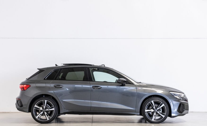AUDI A3 SPORTBACK BLACK LINE 30 TDI S TRONIC 116 CV
