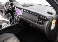 PORSCHE Macan T PDK 265 CV