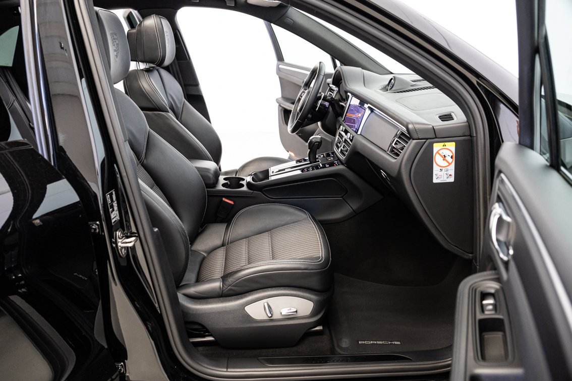 PORSCHE Macan T PDK 265 CV