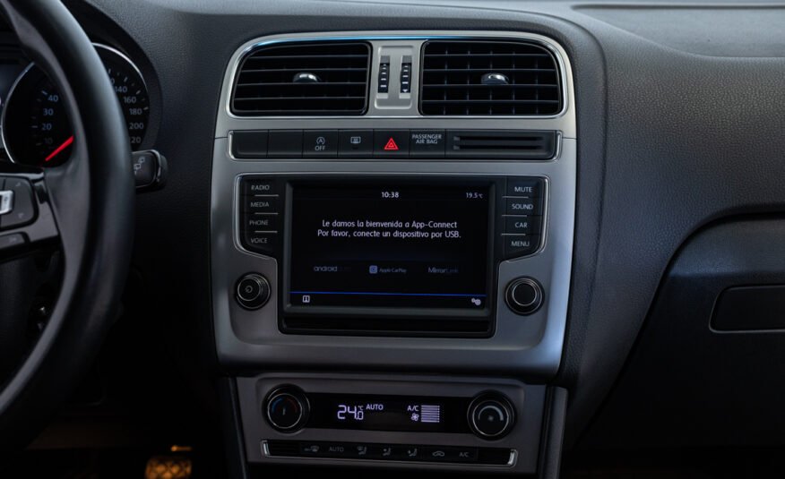 VOLKSWAGEN POLO SPORT 1.4 TDI 90 CV