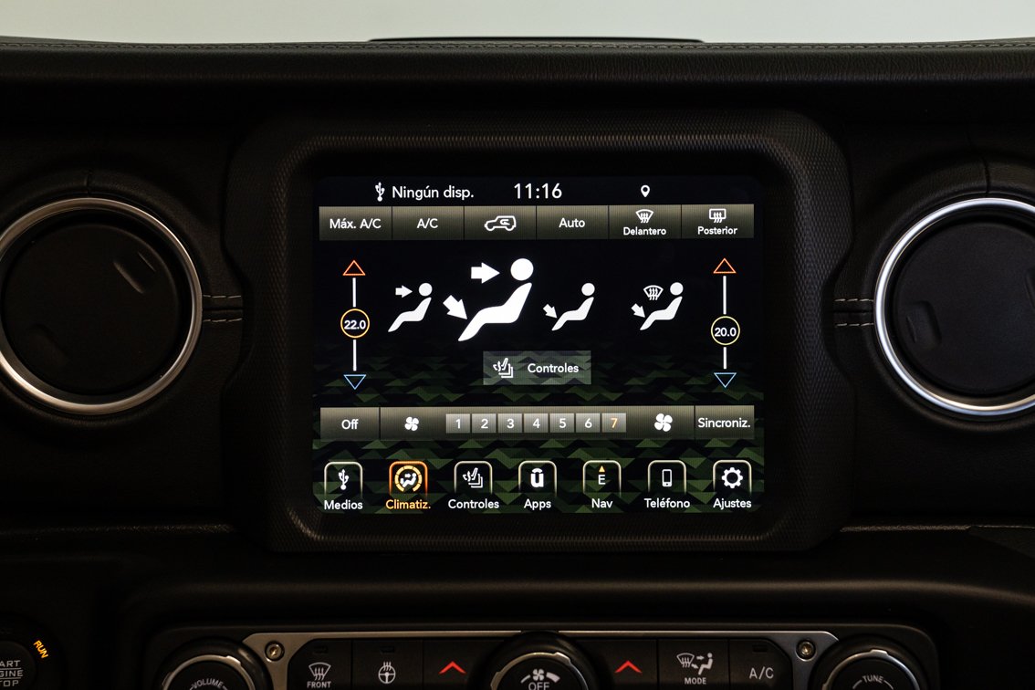 JEEP WRANGLER UNLIMITED SAHARA 2.0 4XE 8ATX 380 CV