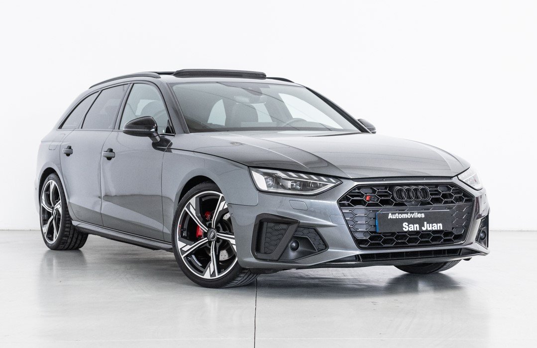 AUDI A4 Avant BLACK LINE 35 TDI S TRONIC 163 CV