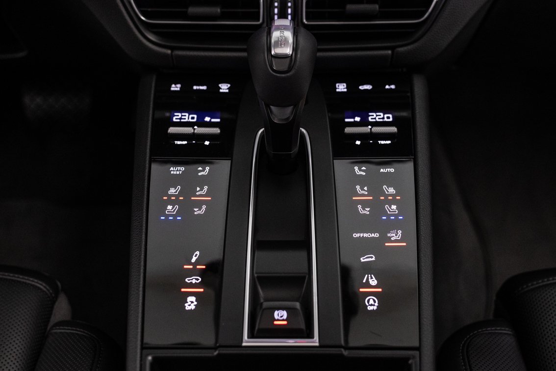 PORSCHE Macan 2.0 PDK 265 CV