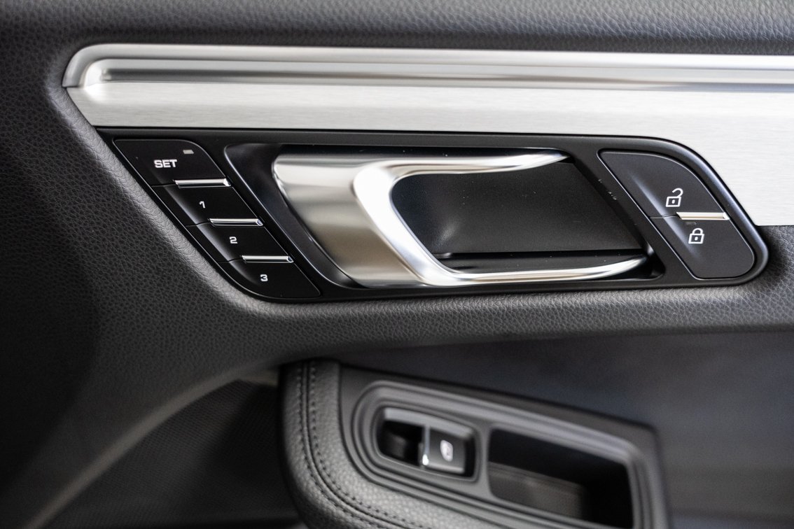 PORSCHE Macan 2.0 PDK 265 CV