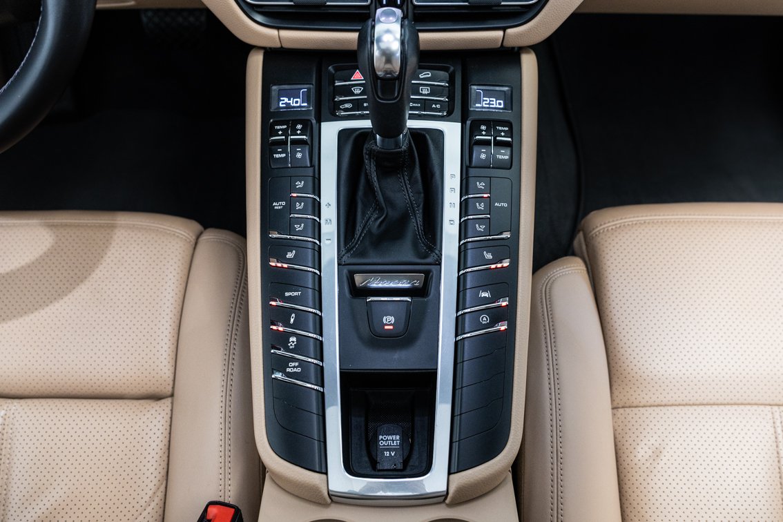 PORSCHE Macan 2.0 PDK 245 CV