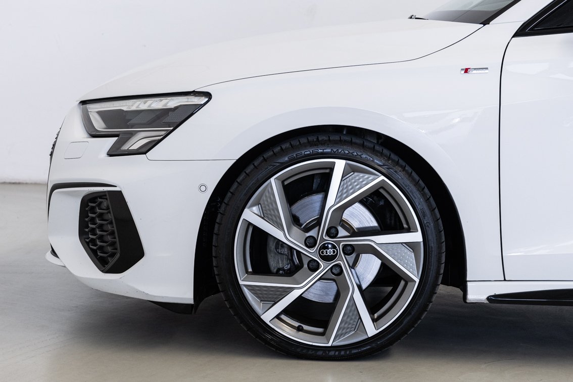 AUDI A3 Sedán BLACK LINE 35 TDI S TRONIC 150 CV