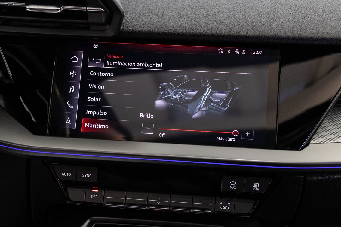 AUDI A3 Sedán BLACK LINE 35 TDI S TRONIC 150 CV