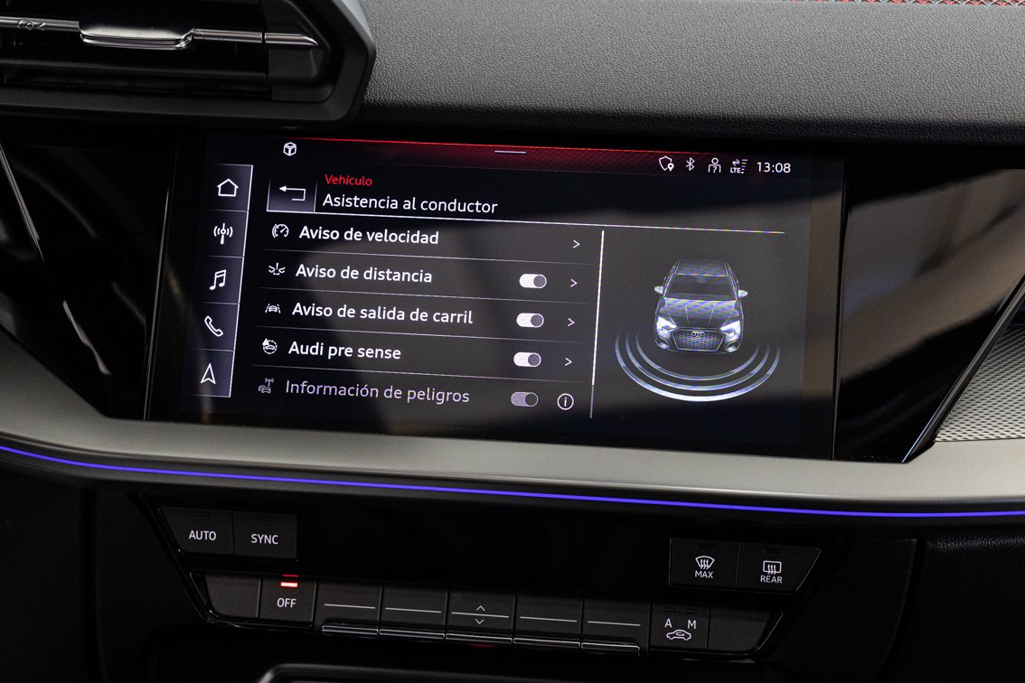 AUDI A3 Sedán BLACK LINE 35 TDI S TRONIC 150 CV