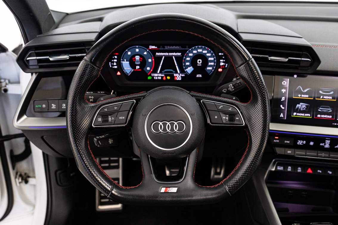 AUDI A3 Sedán BLACK LINE 35 TDI S TRONIC 150 CV