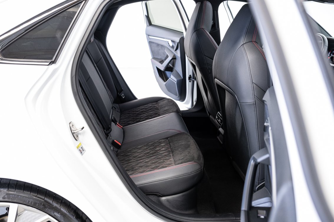 AUDI A3 Sedán BLACK LINE 35 TDI S TRONIC 150 CV