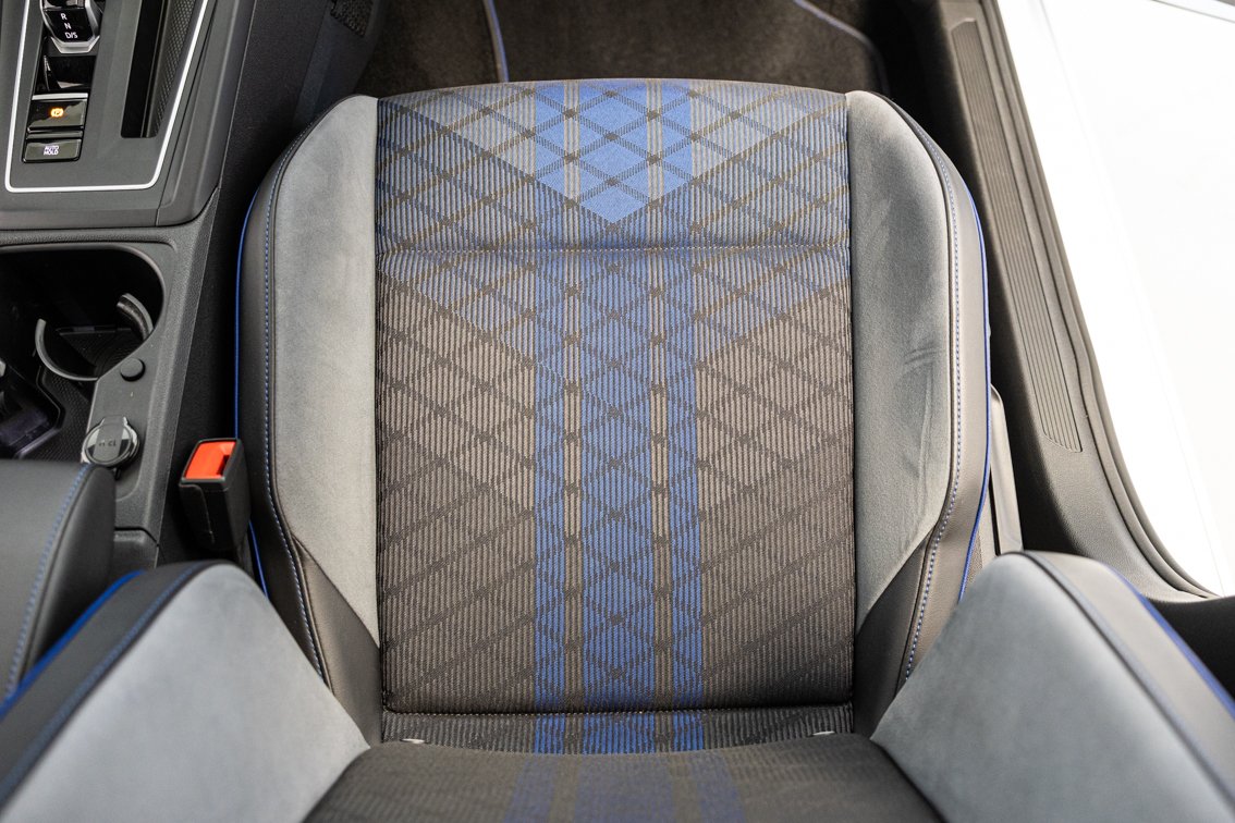 VOLKSWAGEN Golf R 2.0 TSI DSG 4MOTION 320 CV