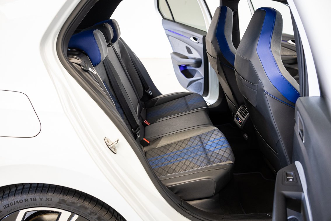 VOLKSWAGEN Golf R 2.0 TSI DSG 4MOTION 320 CV