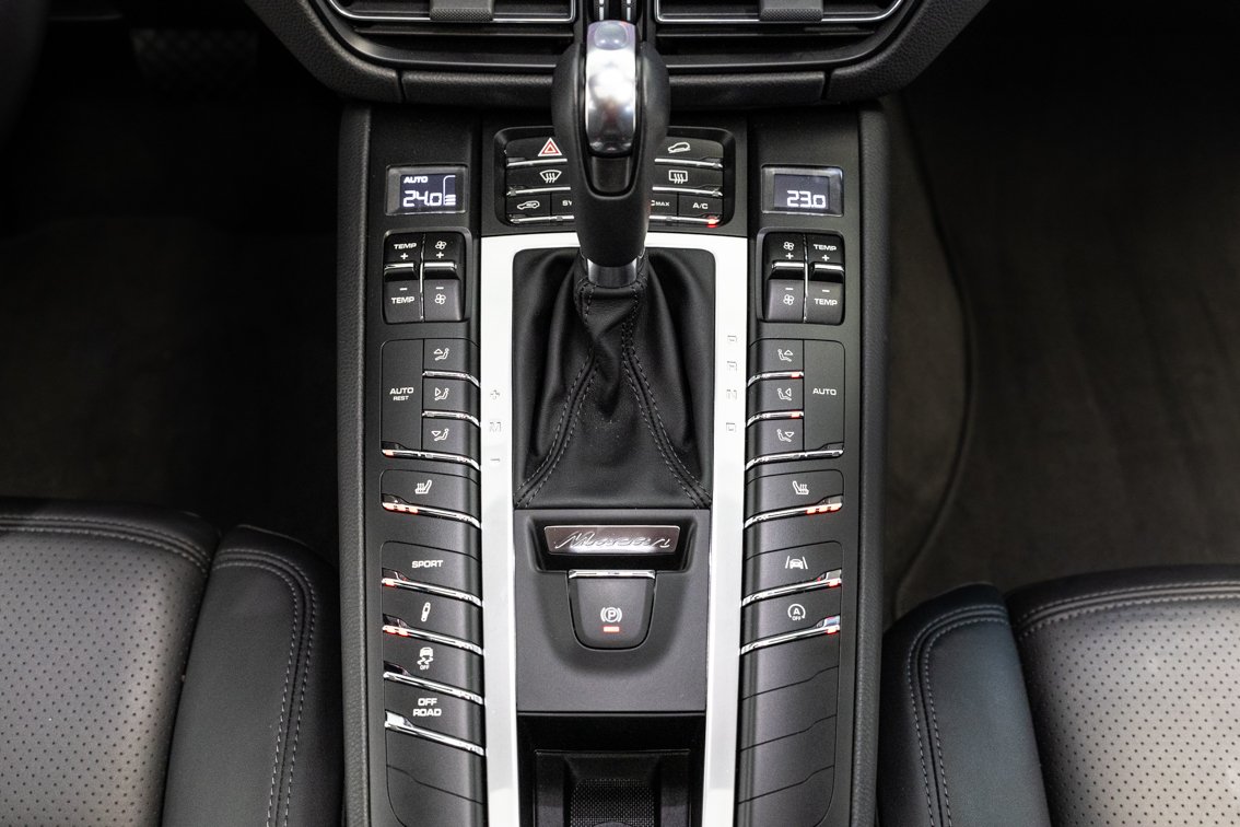 PORSCHE Macan 2.0T PDK 245 CV