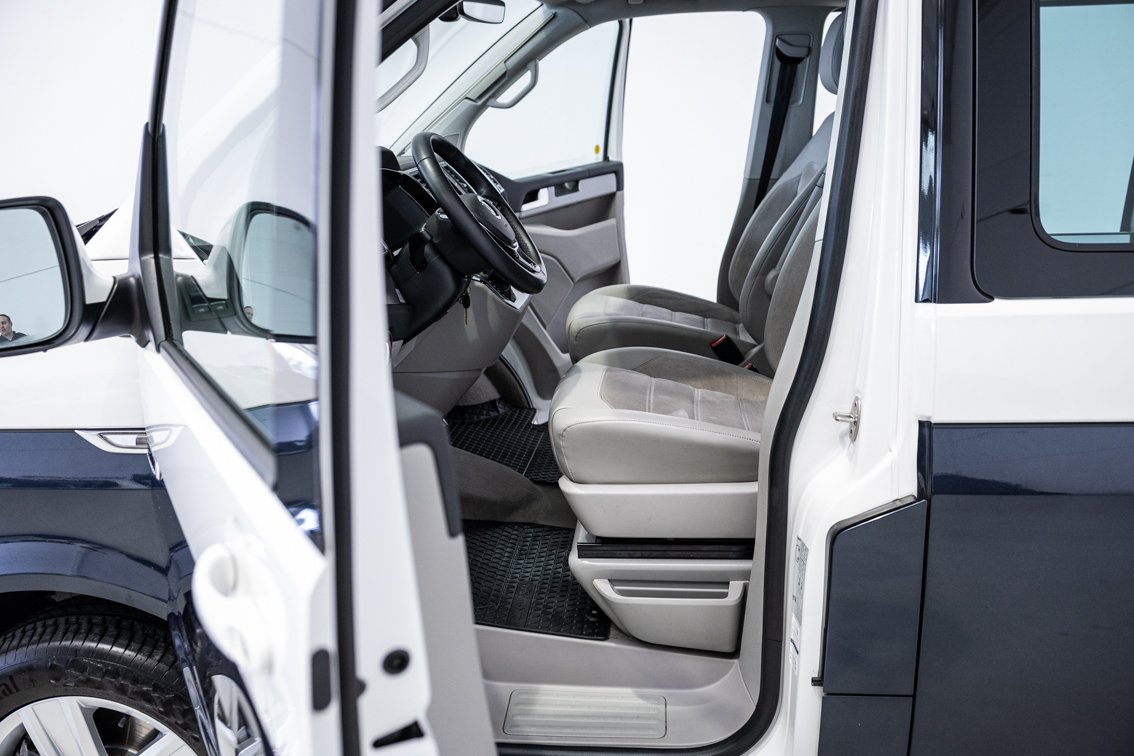 VOLKSWAGEN CALIFORNIA OCEAN GREY BULLI 2.0 TDI DSG 150 CV