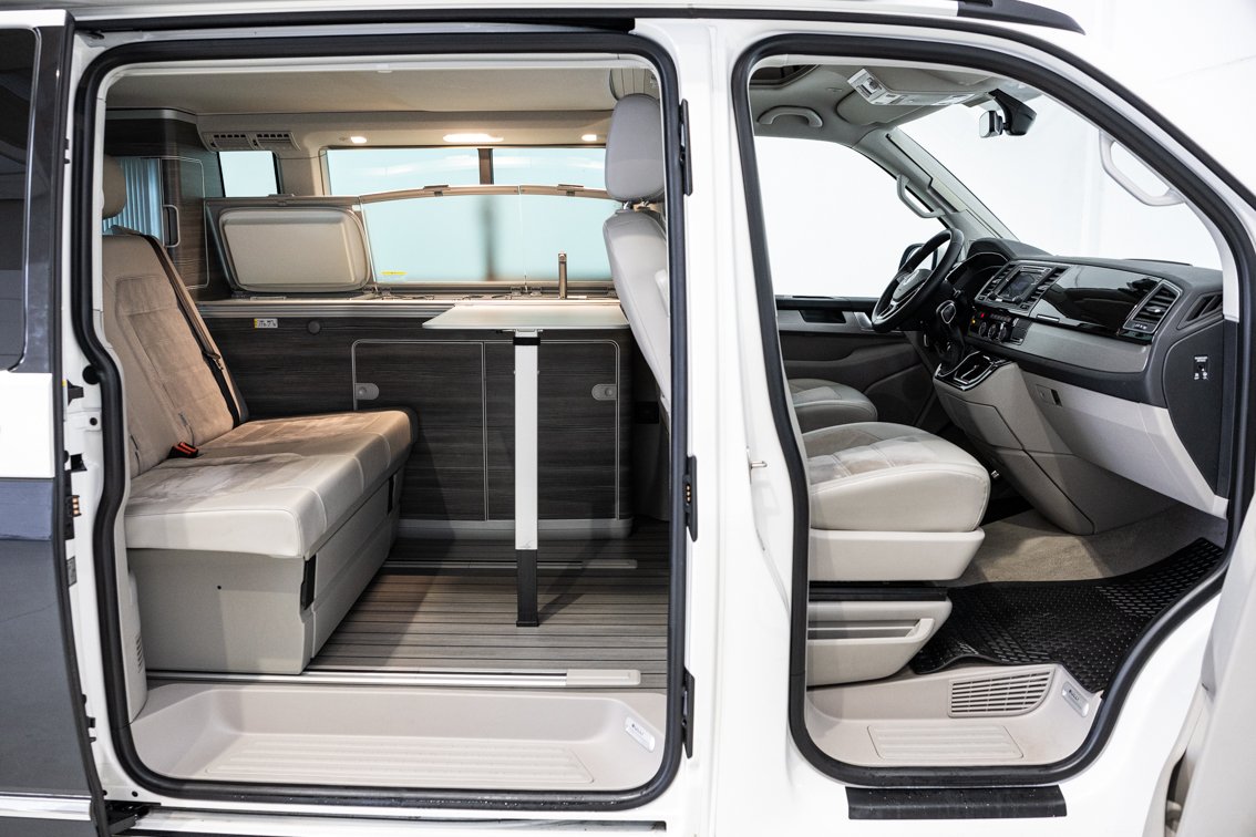 VOLKSWAGEN CALIFORNIA OCEAN GREY BULLI 2.0 TDI DSG 150 CV