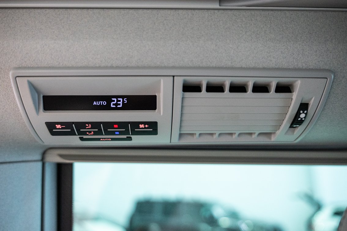 VOLKSWAGEN CALIFORNIA OCEAN GREY BULLI 2.0 TDI DSG 150 CV