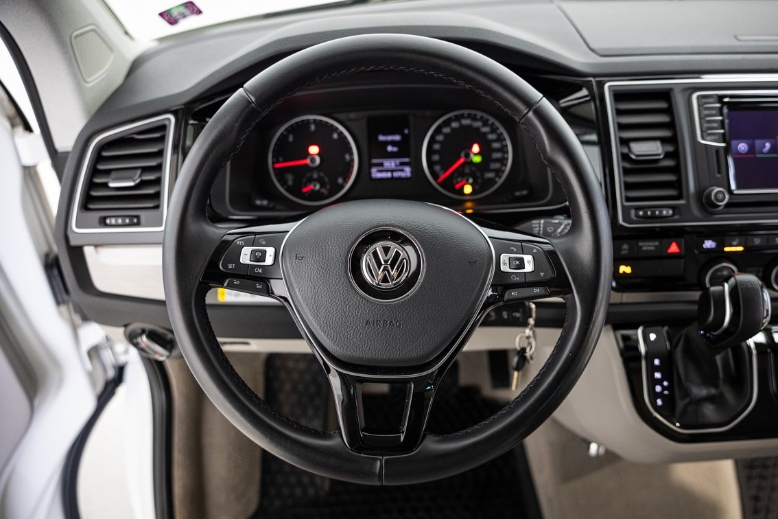 VOLKSWAGEN CALIFORNIA OCEAN GREY BULLI 2.0 TDI DSG 150 CV