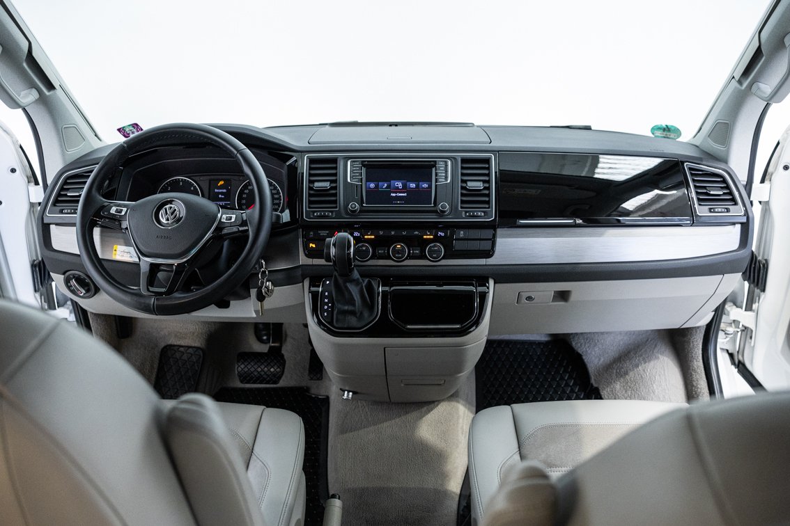 VOLKSWAGEN CALIFORNIA OCEAN GREY BULLI 2.0 TDI DSG 150 CV