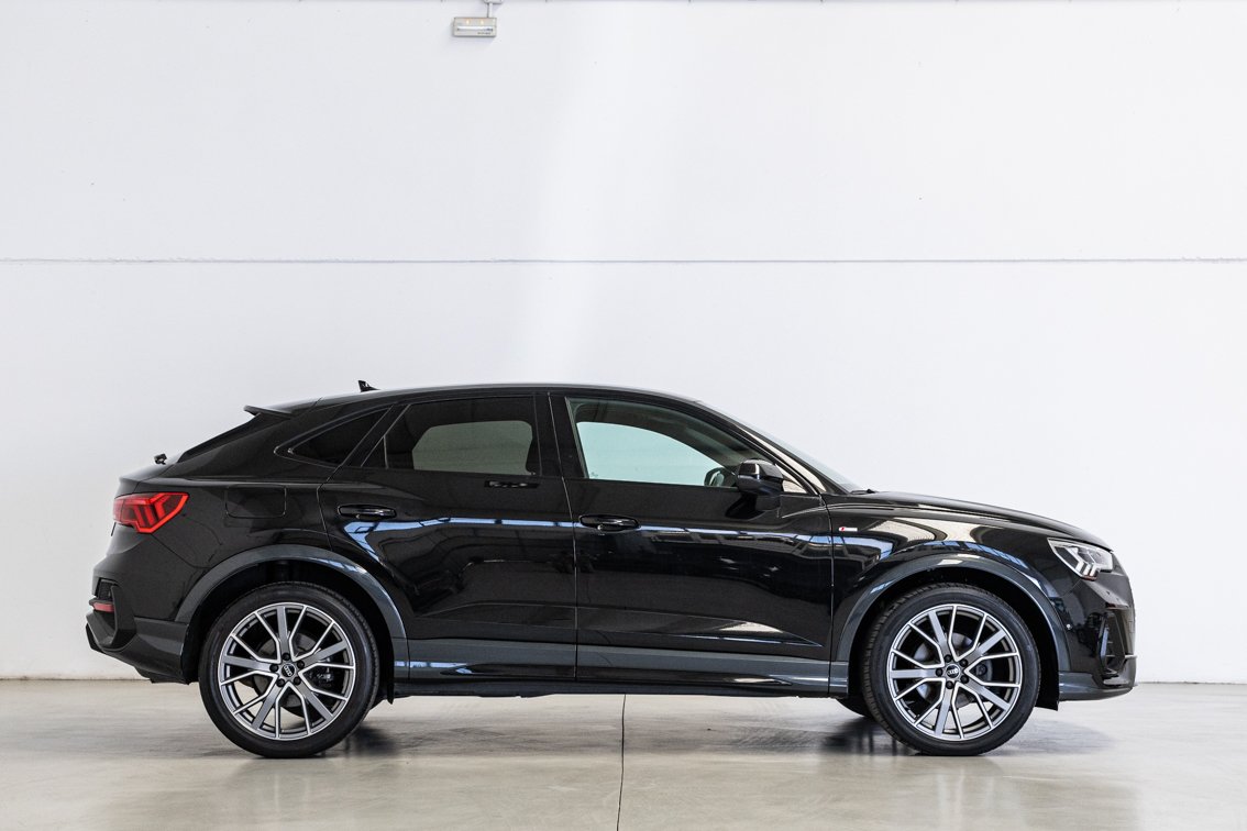 AUDI Q3 SPORTBACK BLACK LINE 35 TDI 150 CV