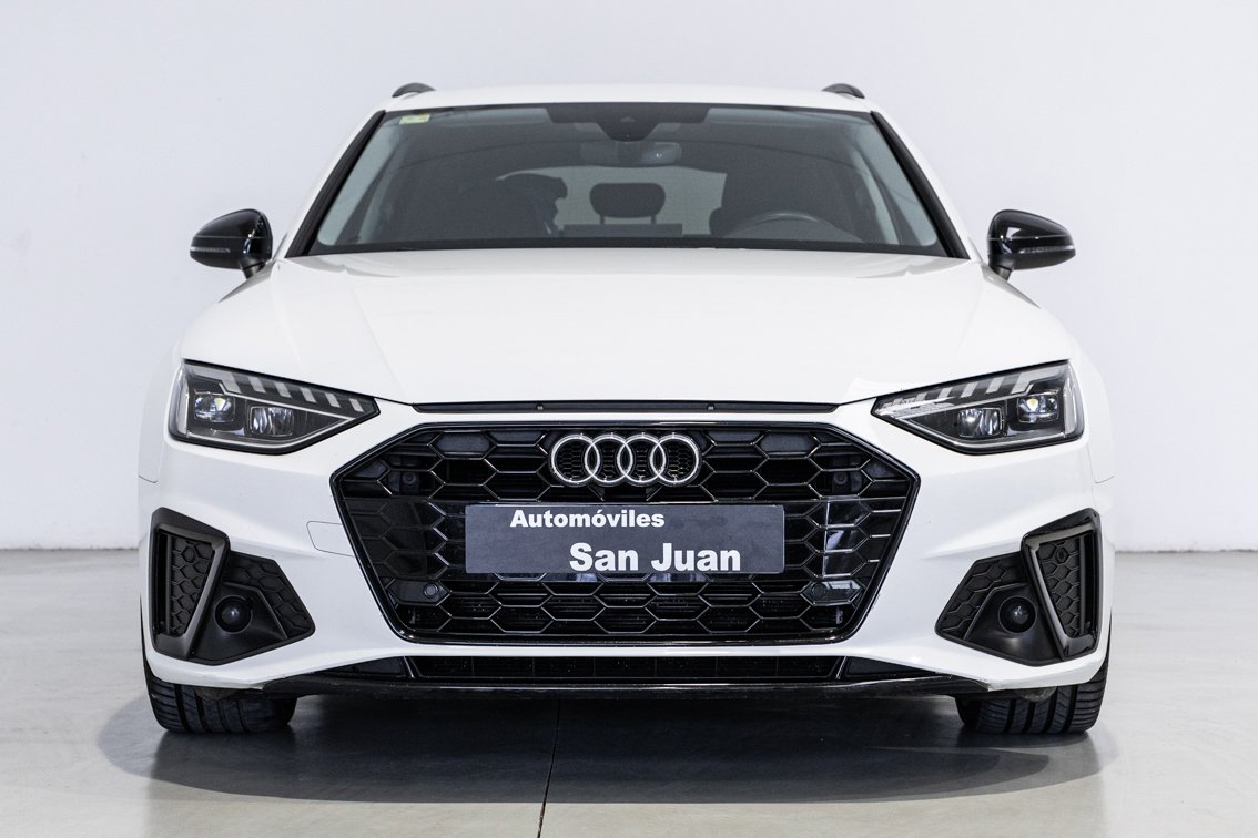 AUDI A4 Avant BLACK LINE 35 TDI S TRONIC 163 CV