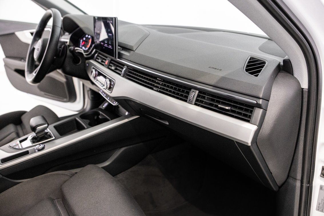 AUDI A4 Avant BLACK LINE 35 TDI S TRONIC 163 CV