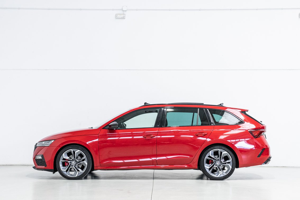 SKODA OCTAVIA COMBI RS 2.0 TDI DSG 200 CV