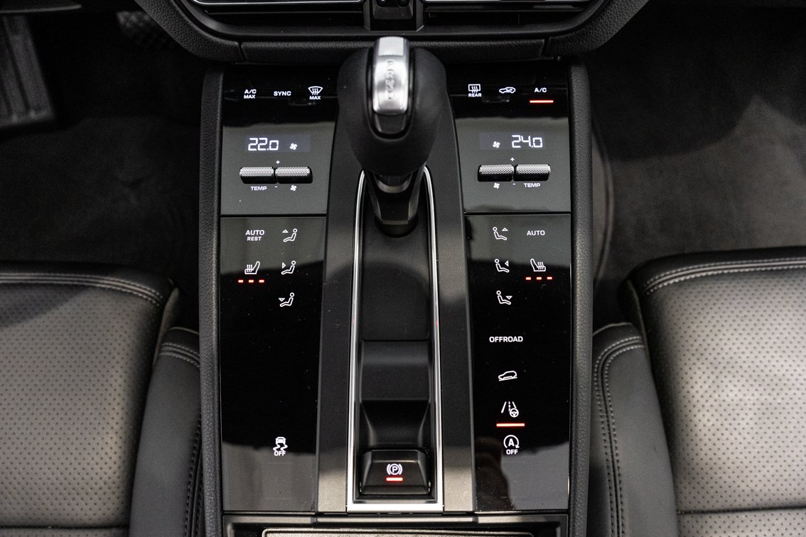 PORSCHE Macan 2.0 PDK 265 CV