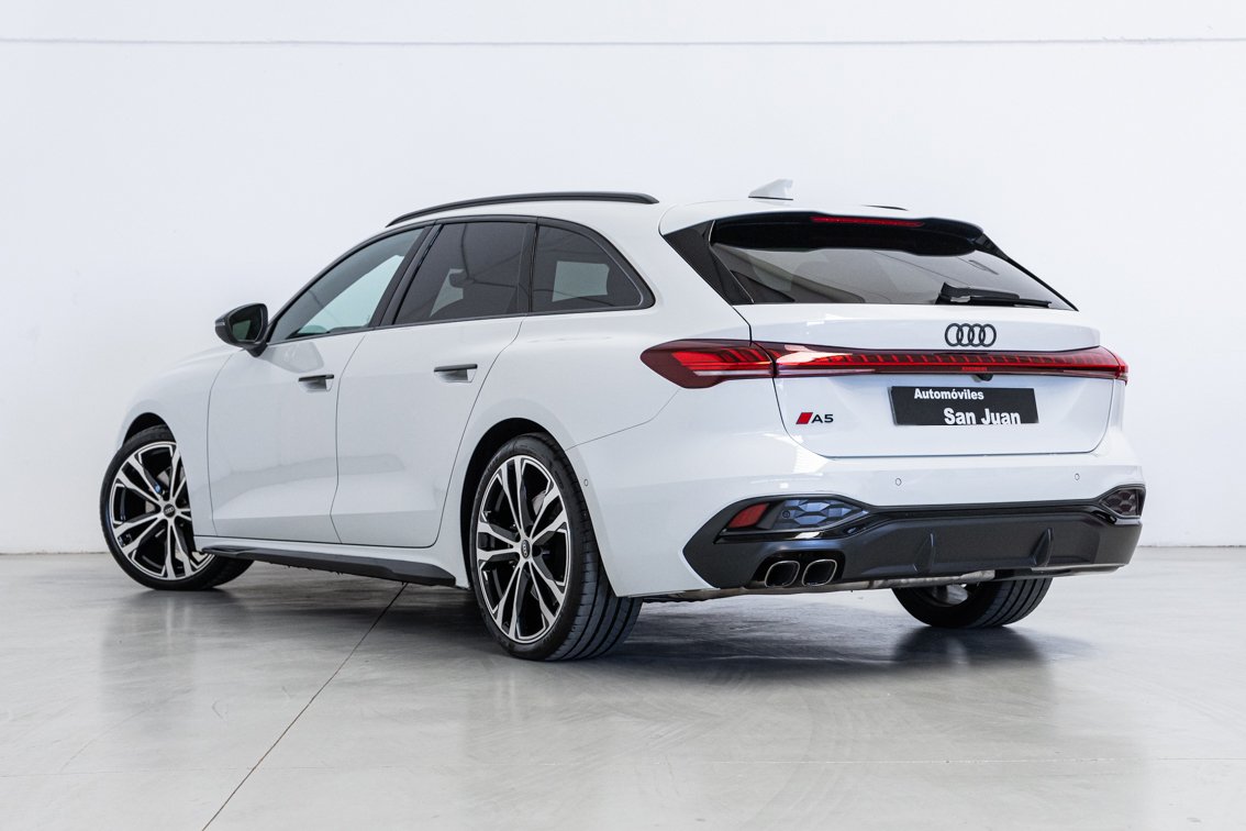 AUDI A5 AVANT BLACK LINE 40 TDI S TRONIC 204 CV