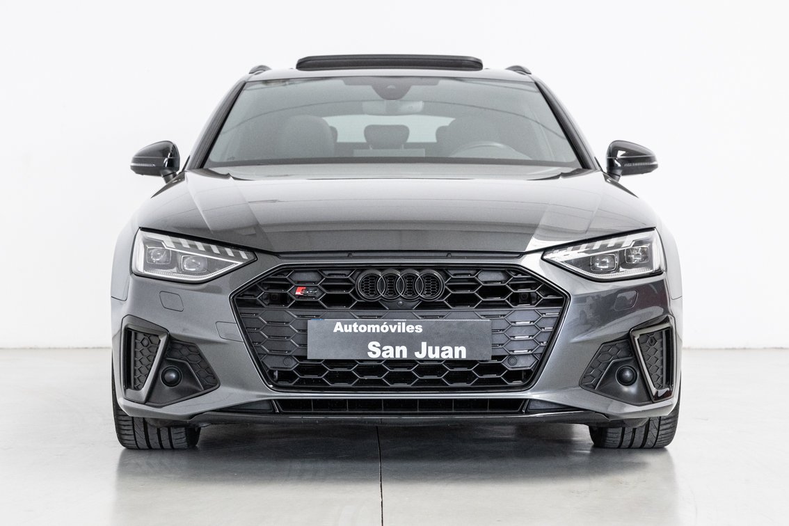 AUDI A4 Avant BLACK LINE 35 TDI S TRONIC 163 CV