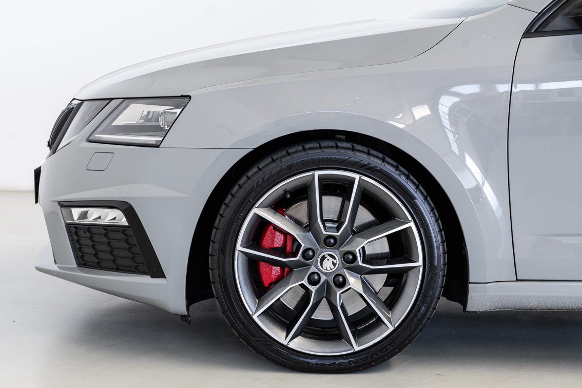 SKODA OCTAVIA COMBI RS 2.0 TSI DSG 245 CV