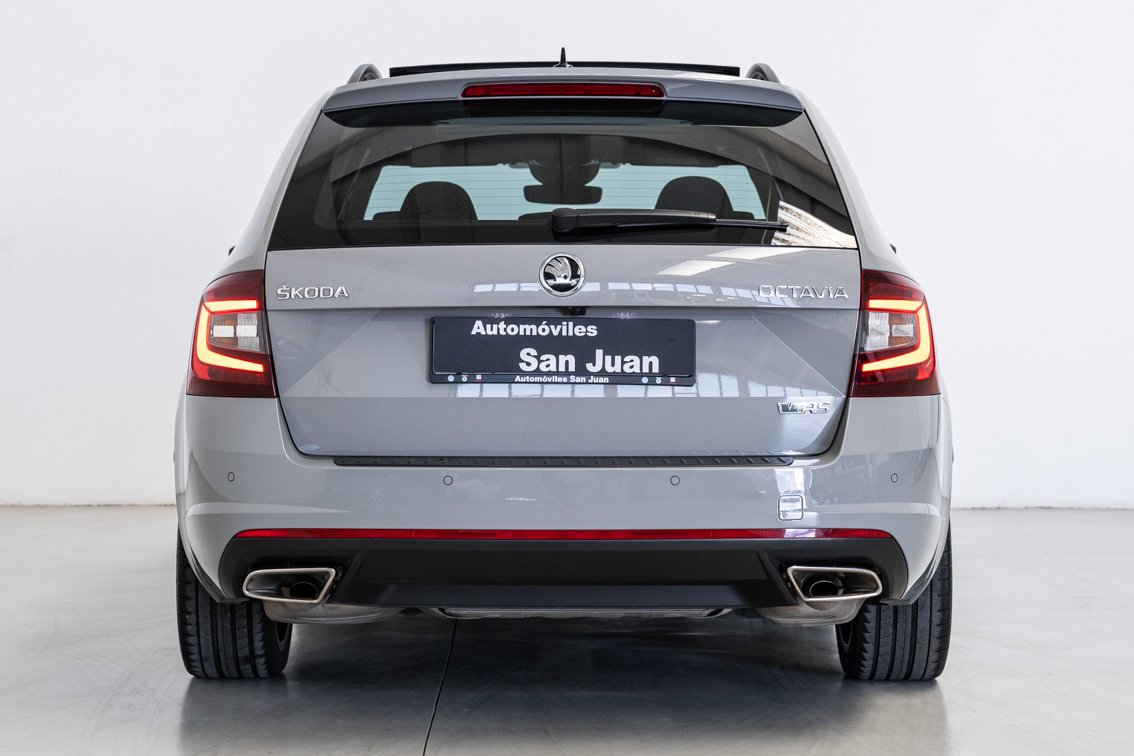 SKODA OCTAVIA COMBI RS 2.0 TSI DSG 245 CV