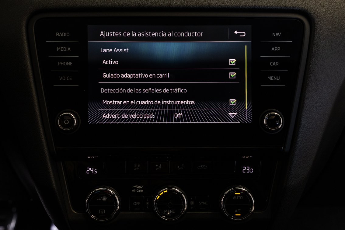 SKODA OCTAVIA COMBI RS 2.0 TSI DSG 245 CV