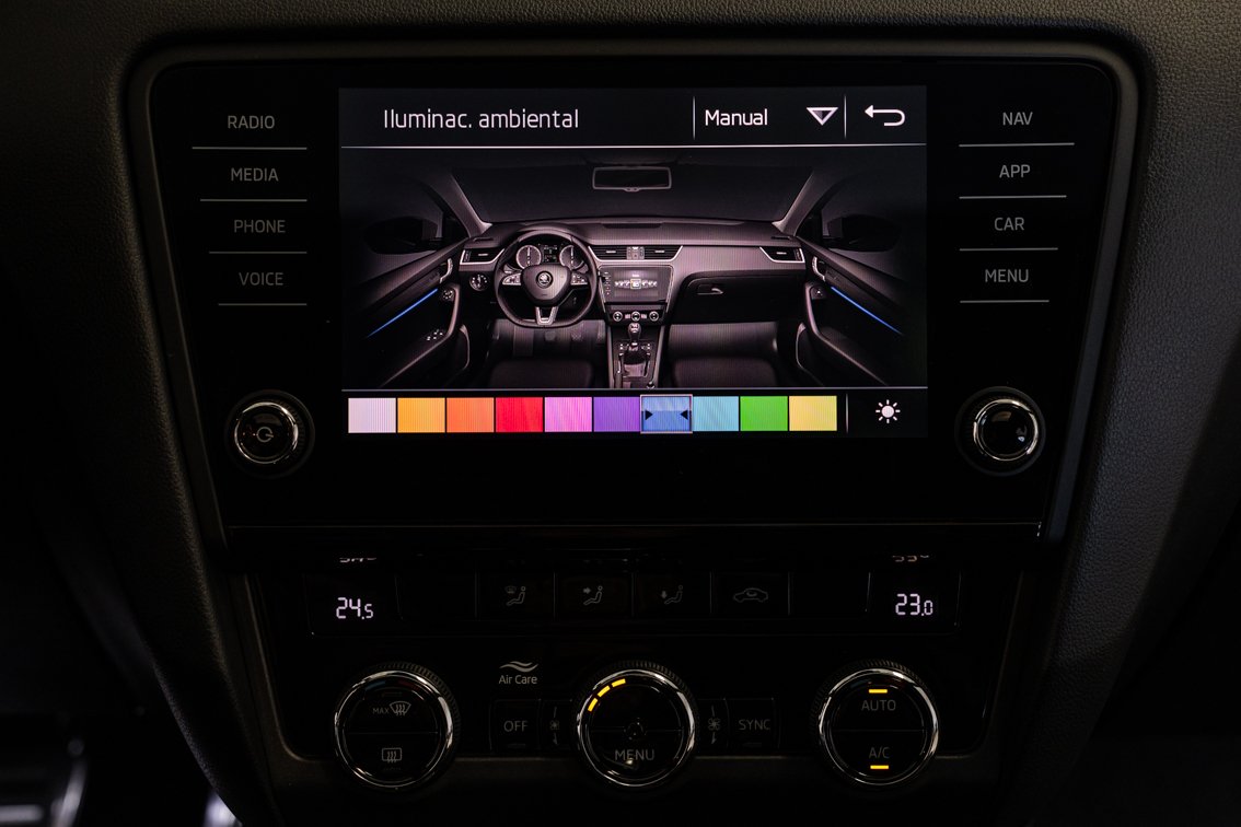 SKODA OCTAVIA COMBI RS 2.0 TSI DSG 245 CV