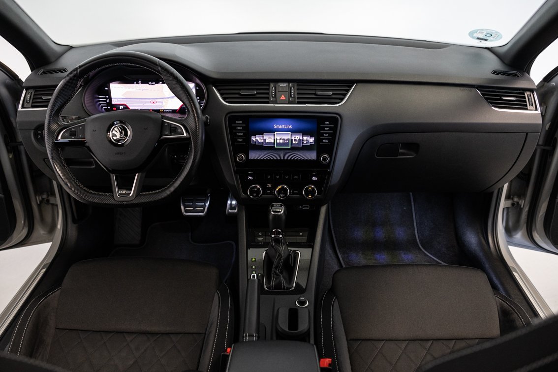 SKODA OCTAVIA COMBI RS 2.0 TSI DSG 245 CV